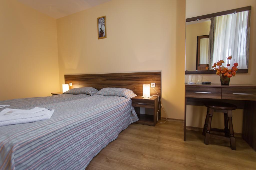 Hera Guest House Чифлик Екстер'єр фото
