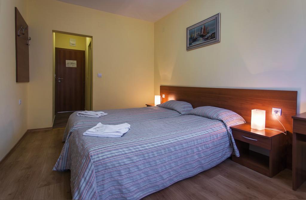 Hera Guest House Чифлик Екстер'єр фото